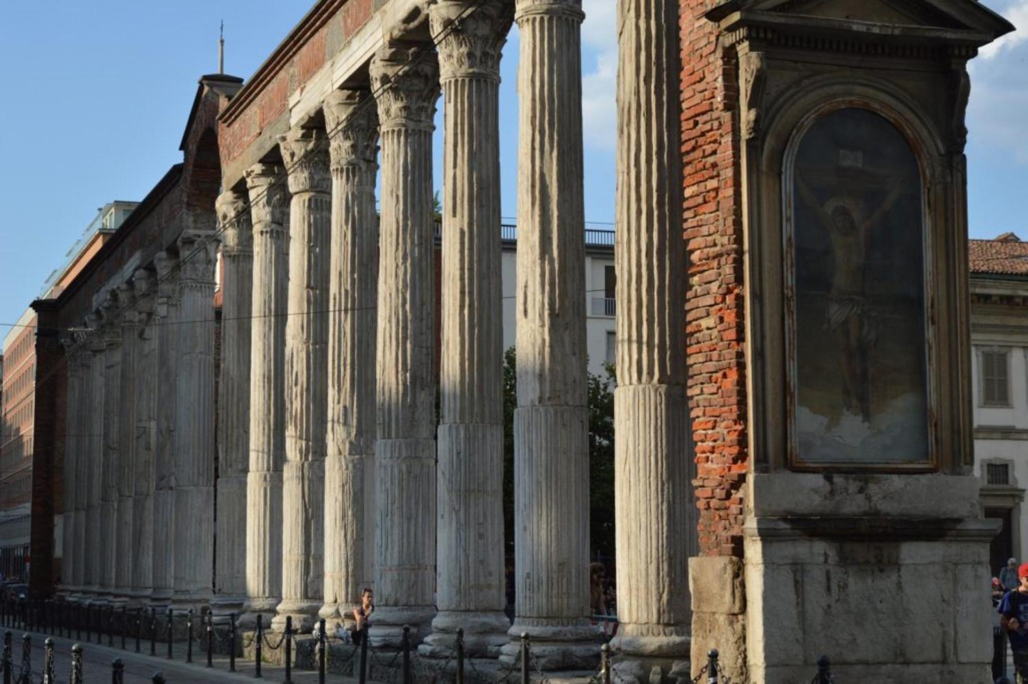Appartamenti Reali Bonaccini Milan Exterior photo